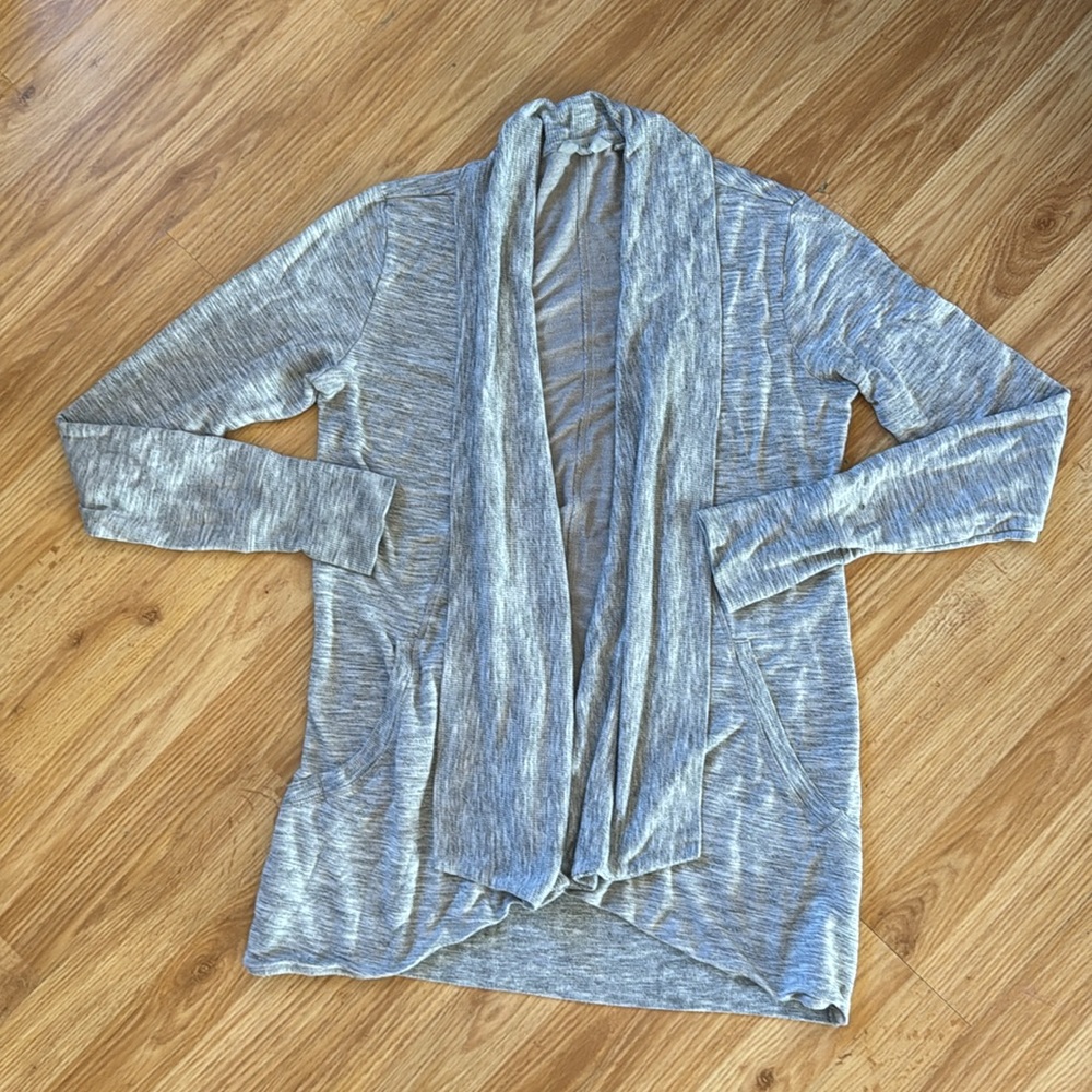 Grey Athleta Cardigan Bundle ✨ both size S - Picture 3 of 16